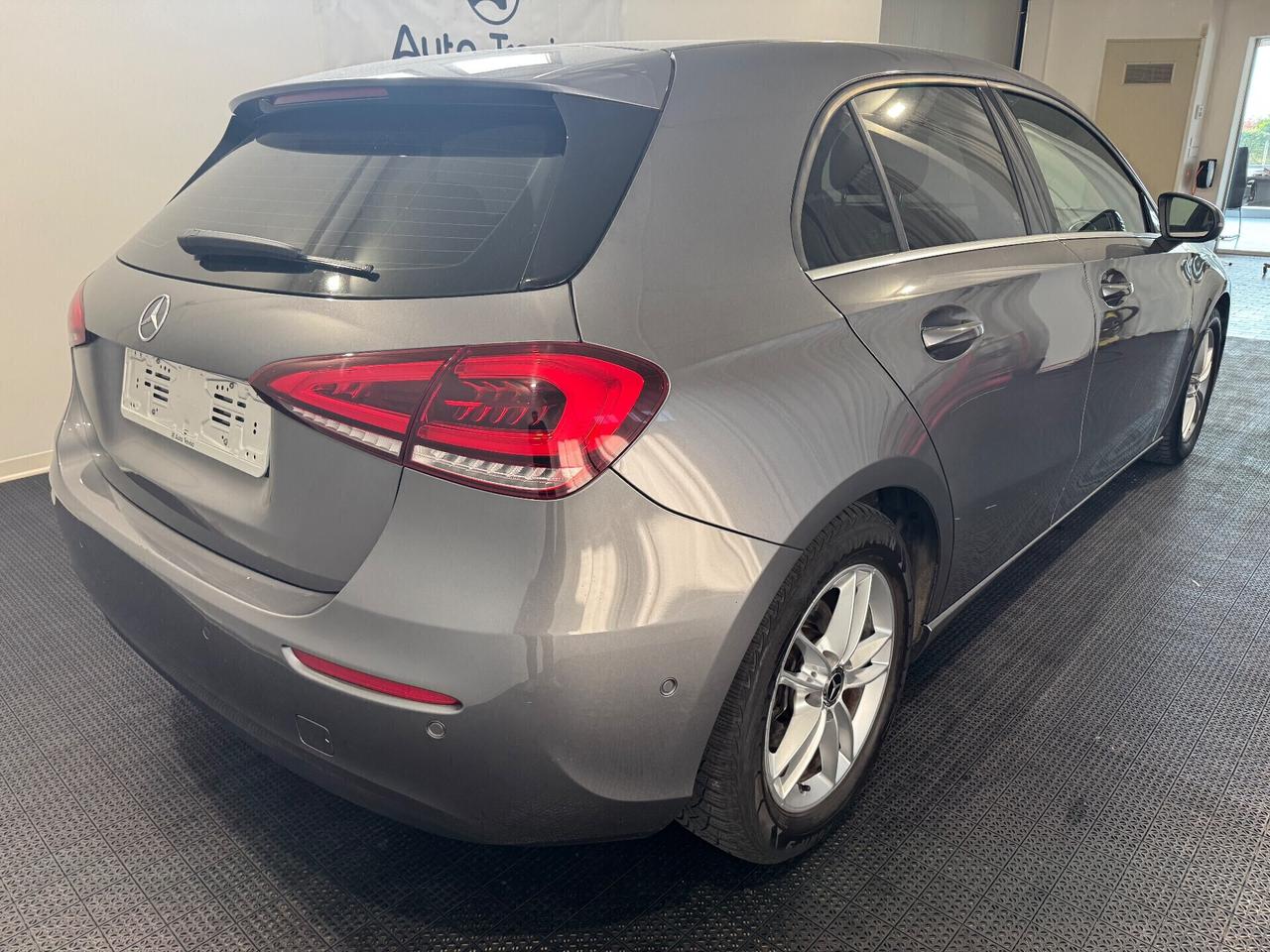 Mercedes-benz A 180d Automatic Executive