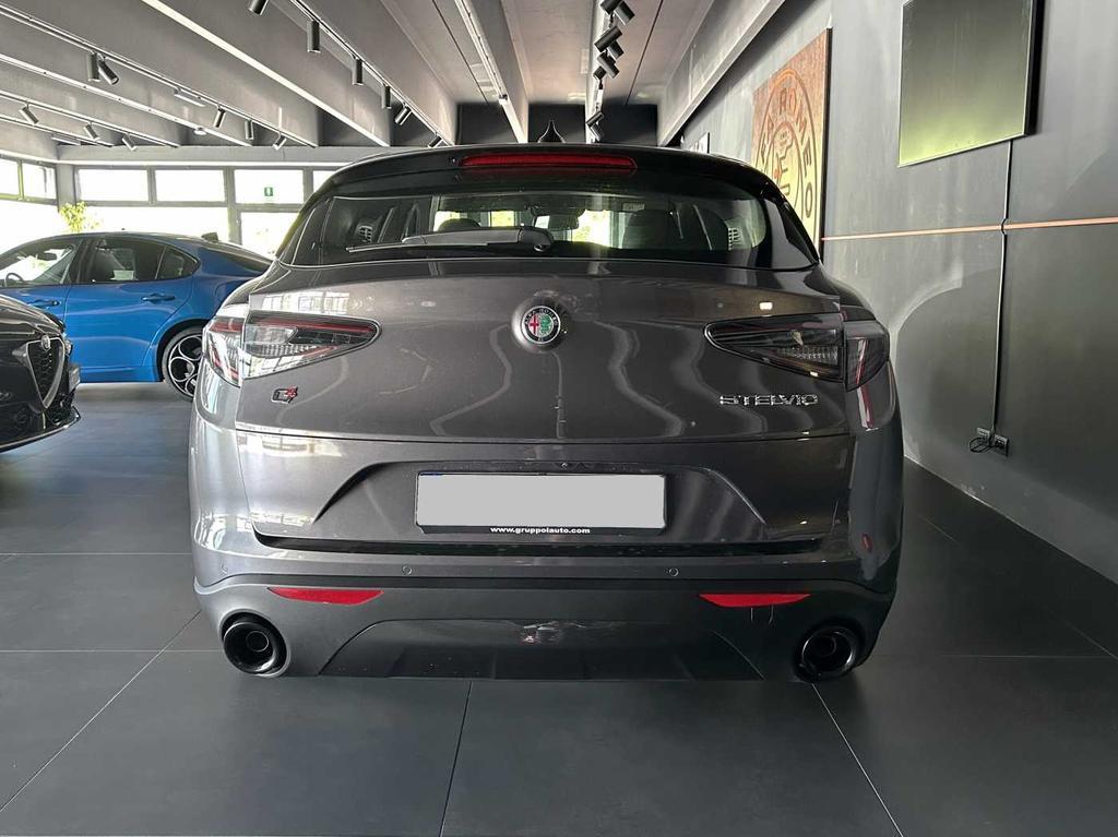 Alfa Romeo Stelvio 2.2 t Sprint Q4 210cv auto