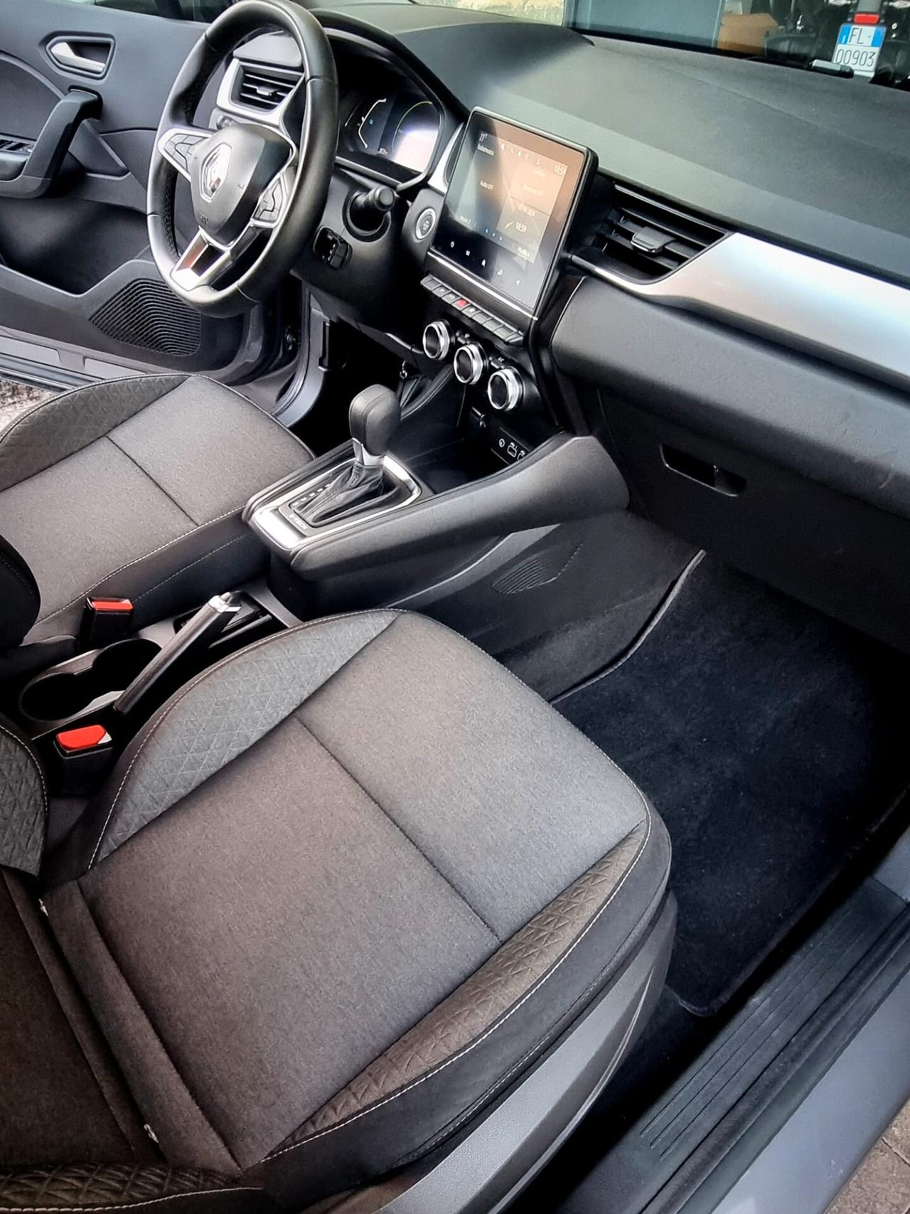 Renault Captur Full Hybrid E-Tech 145 CV Techno