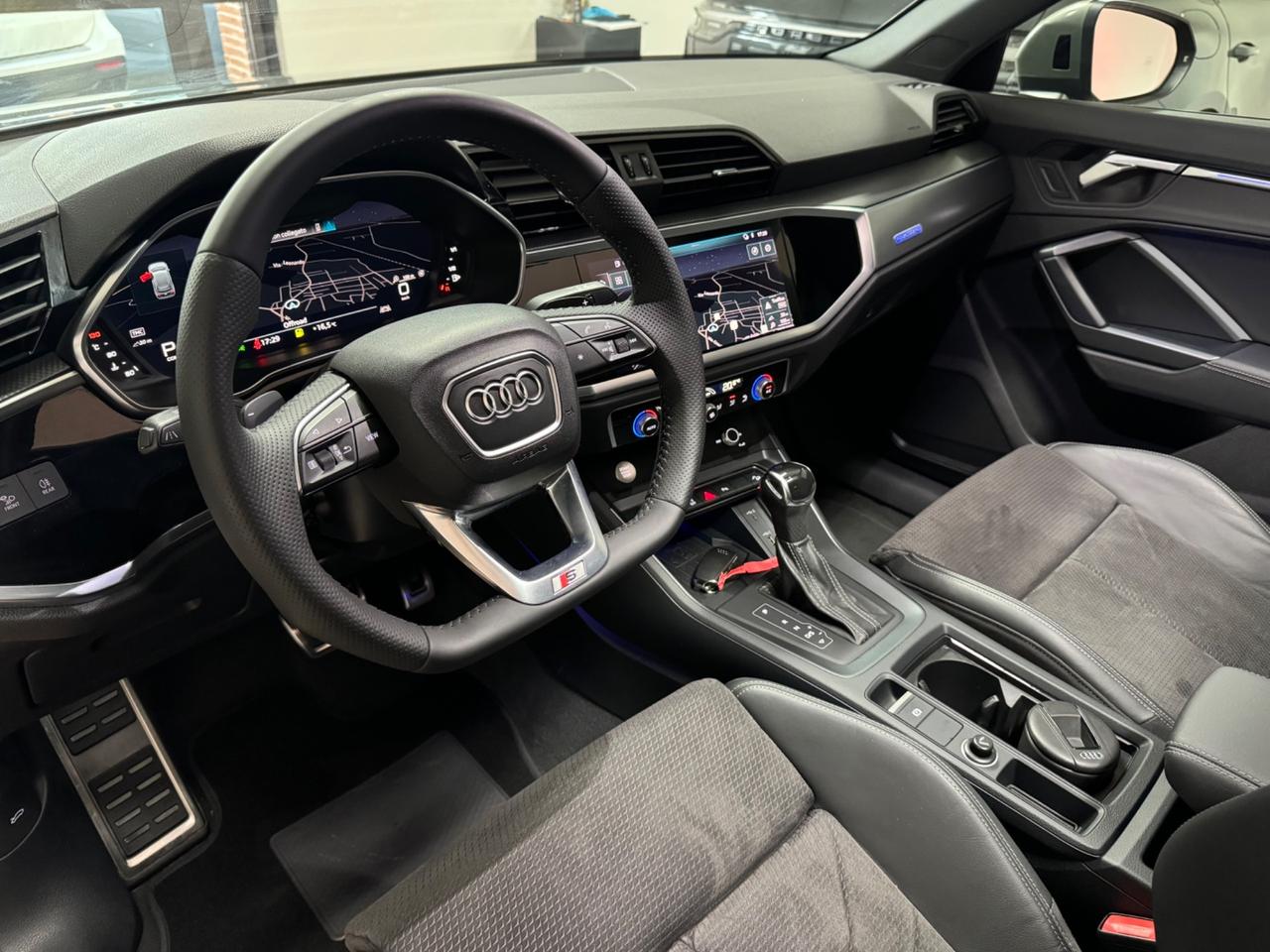 Audi Q3 40 TDI quattro S tronic line edition