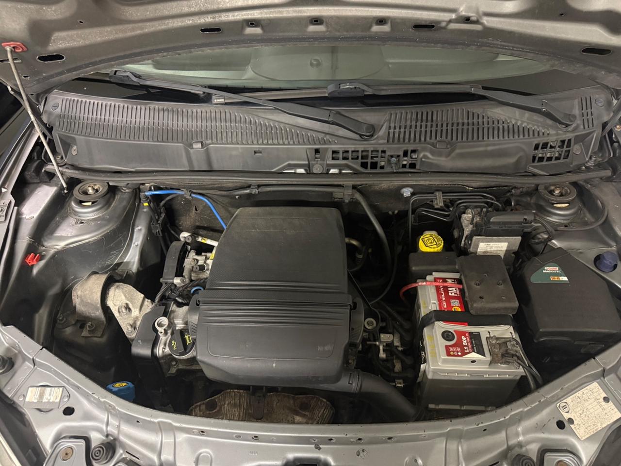 Lancia Ypsilon 1.2 Argento MOTORE RIFATTO