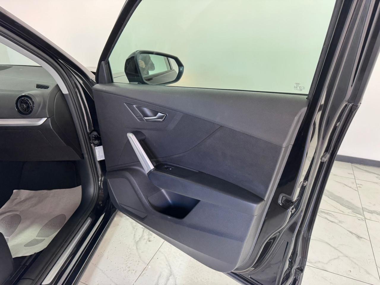 Audi Q2 1.6 TDI Sport-TAGLIANDI AUDI-GARANTITA-2017