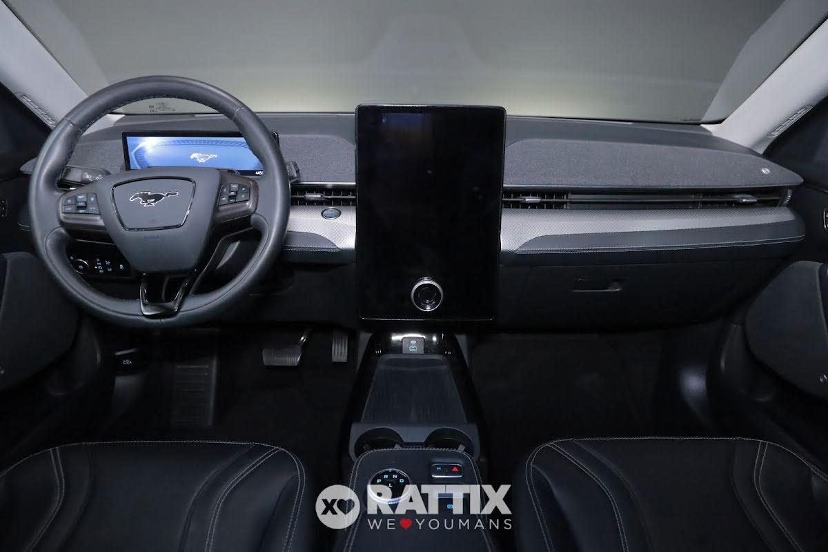 Ford Mustang Mach-E motore elettrico standard range 269CV RWD Auto + tetto panoramico