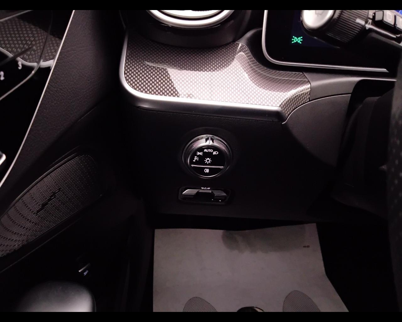 Mercedes-Benz Classe C-S206 SW 2021 - C SW 220 d mhev AMG Line Advanced Pl