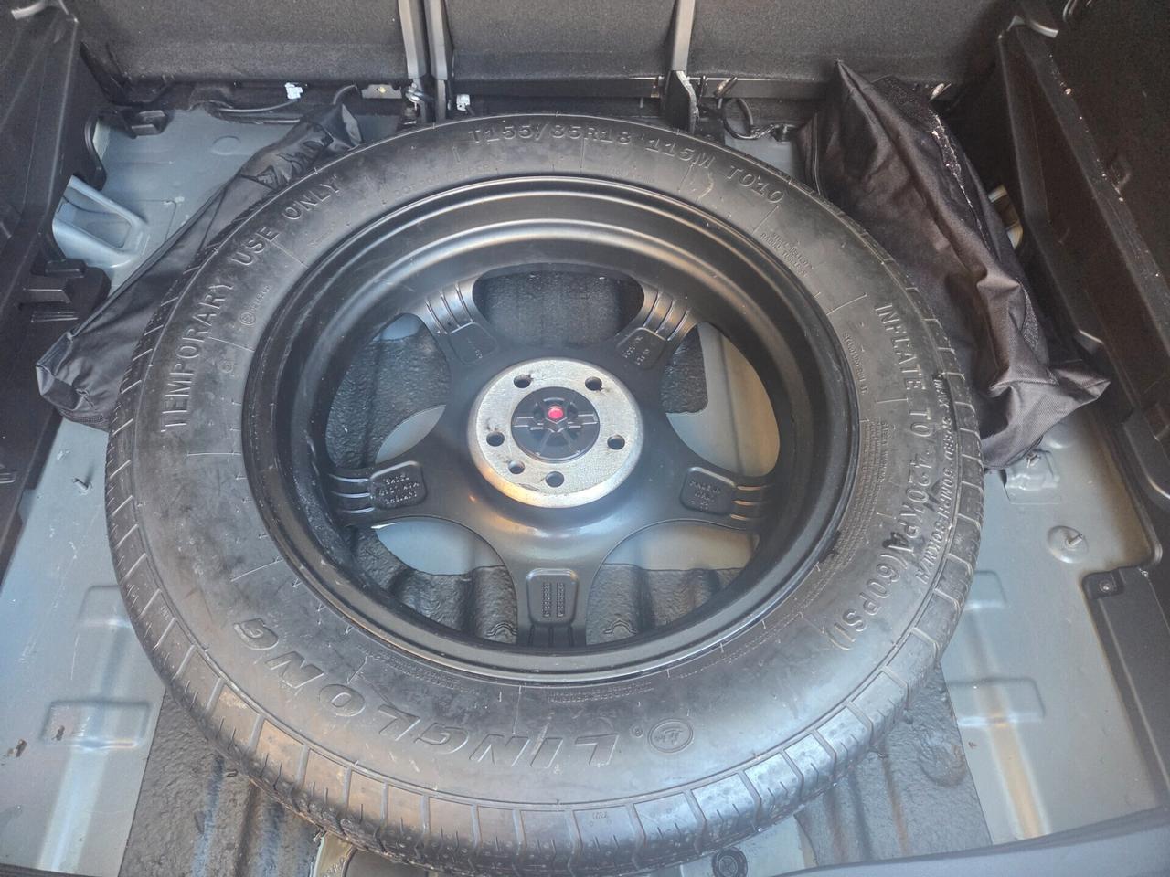 HYUNDAI TUCSON ANNO 2022 SOLI KM 120000 CERTIFICATI