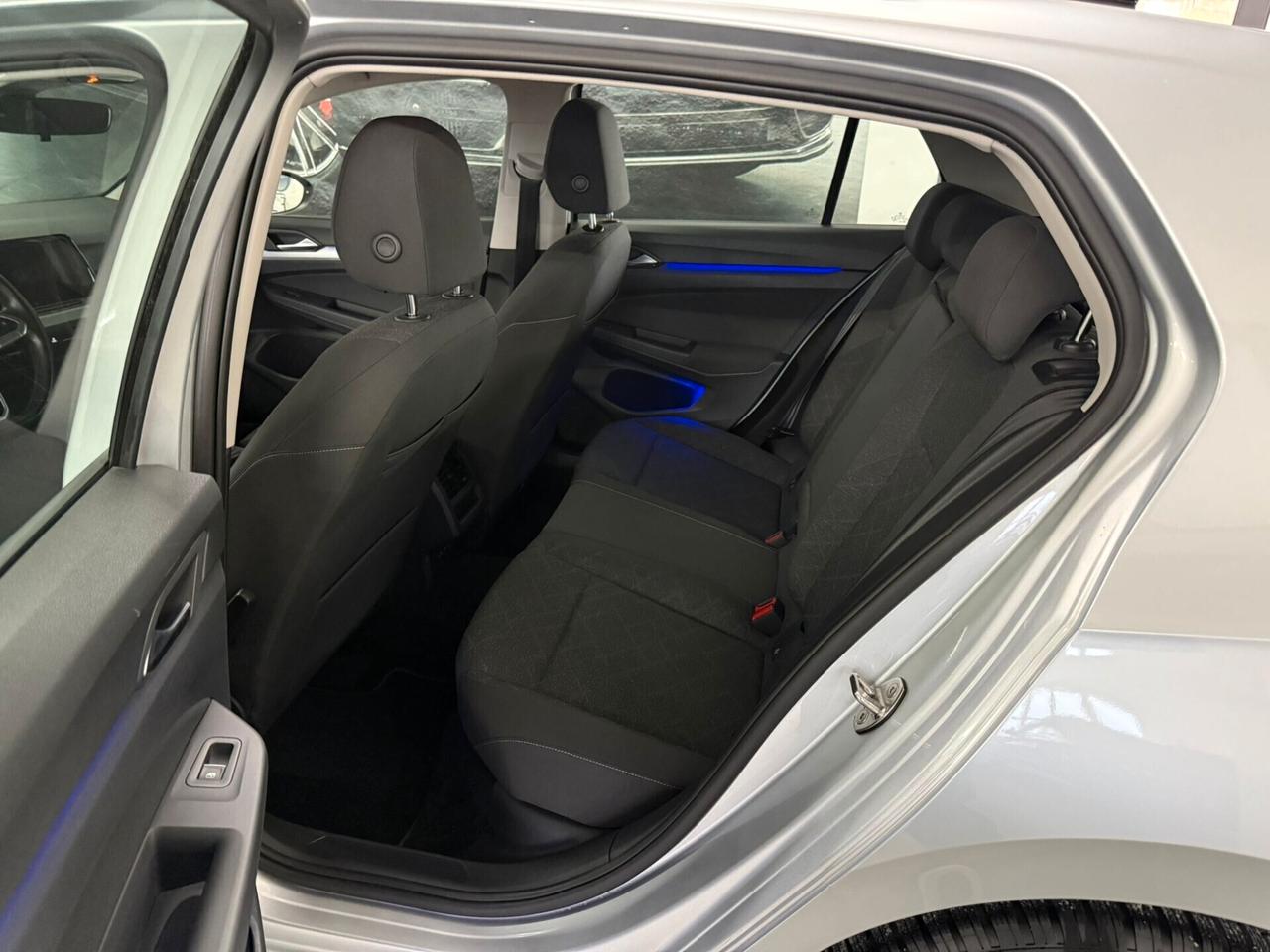 Volkswagen Golf 8 2.0 TDI DSG SCR Style