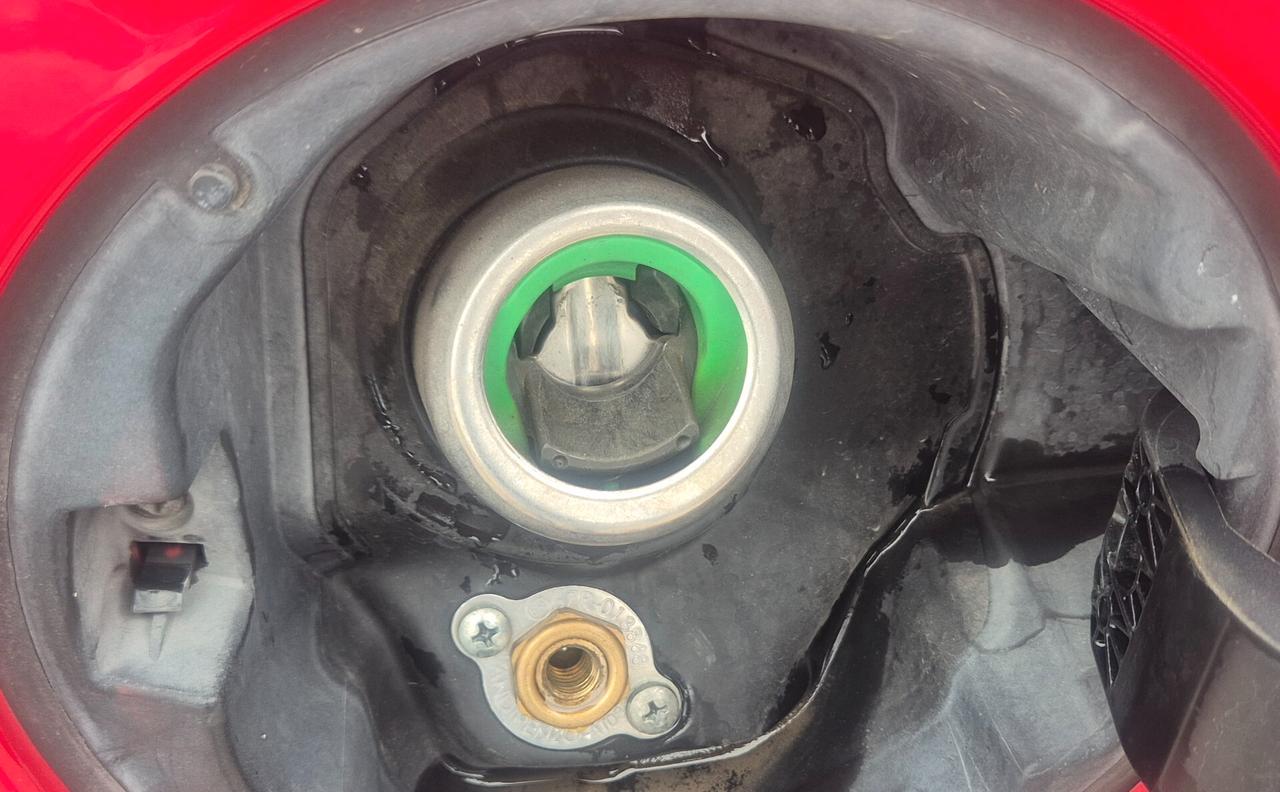 Lancia Ypsilon 1.2 69 CV 5 porte GPL Ecochic Silver