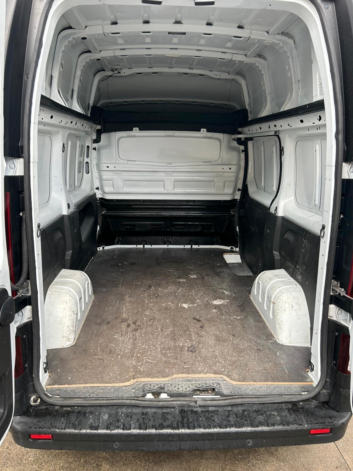 Renault Trafic 2.0 BLUE dCi L1H2 3,0t