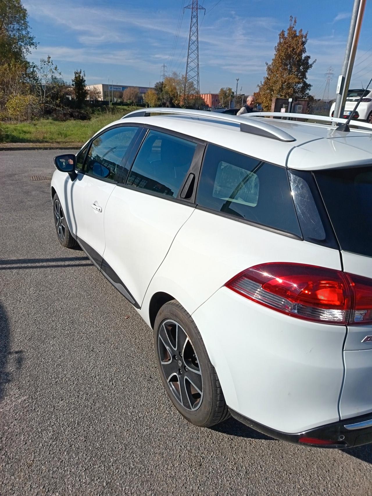 Renault Clio Sporter 1.5 dCi 8V 75CV Live