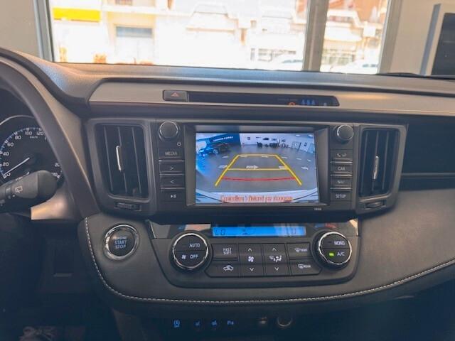 Toyota RAV4 2.0 D-4D 2WD Style 2016