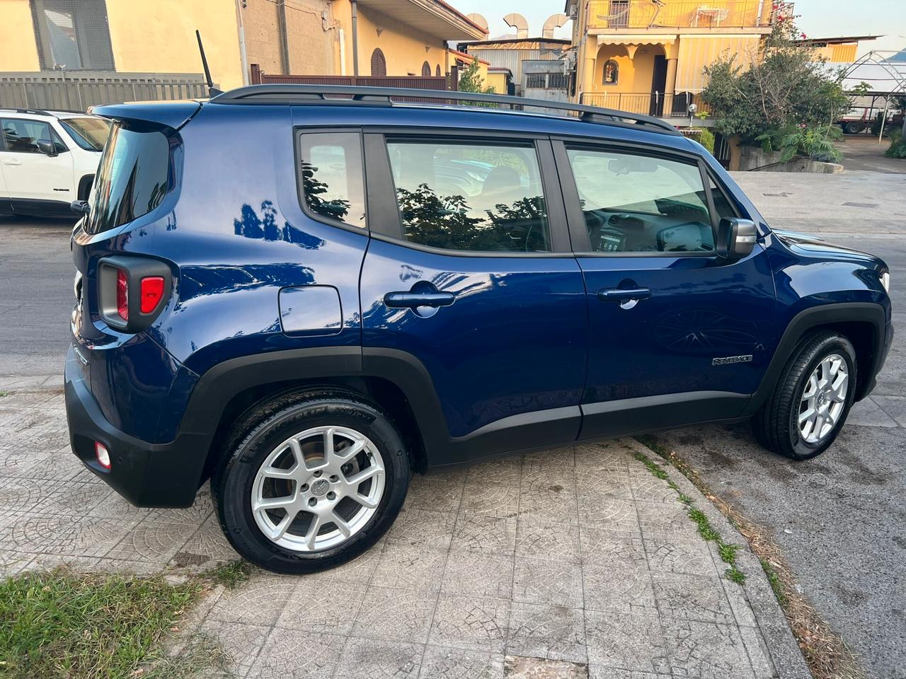 Jeep Renegade 1.6 Mjt 120 CV Limited automatica navigatore 8.4"