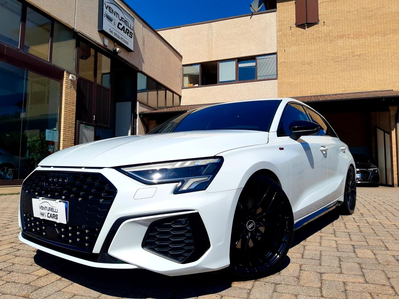 Audi A3 SPB 30 TDI S line edition CON I 20 CERCHI