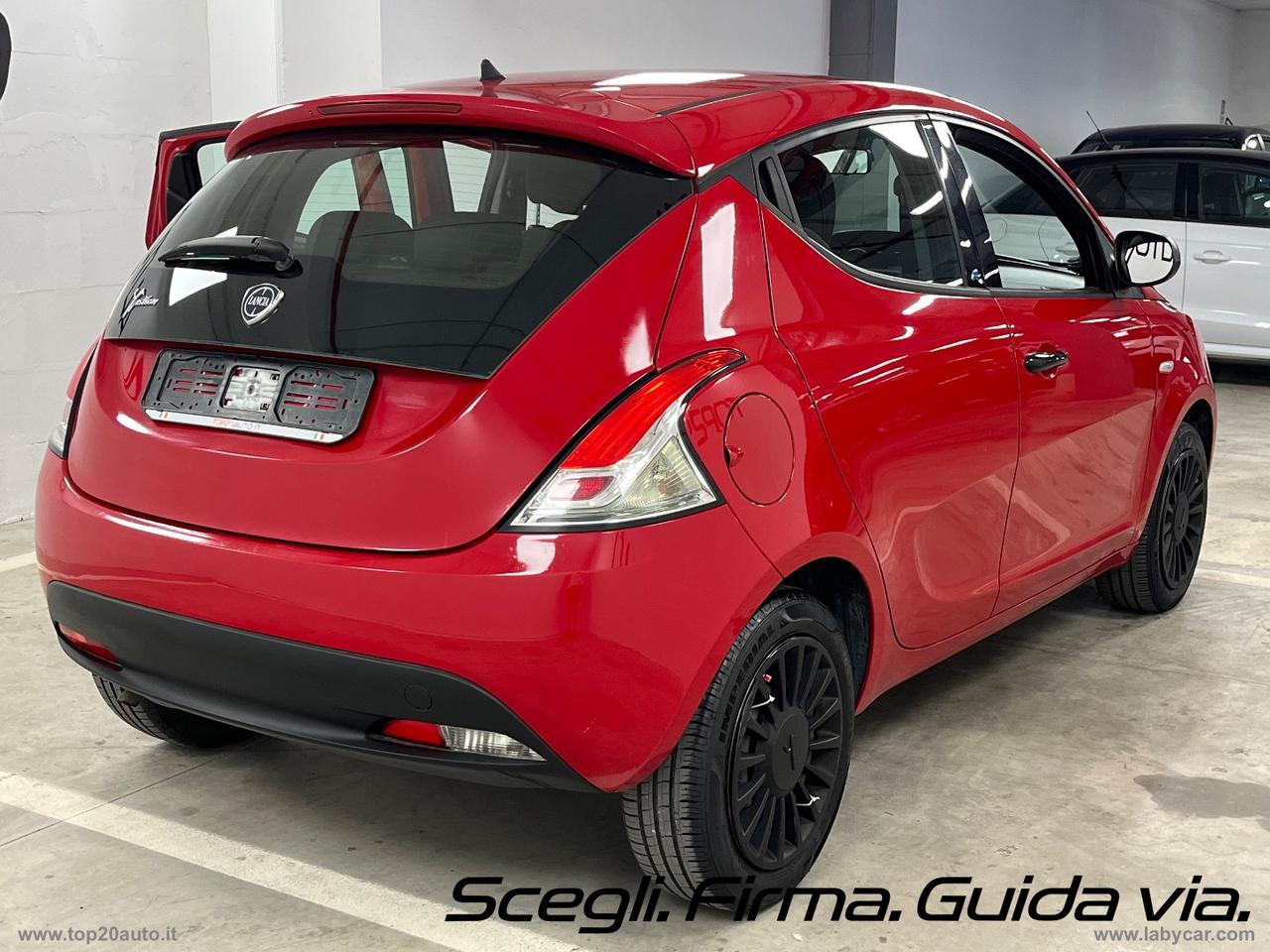 LANCIA Ypsilon 1.2 69 CV 5p. GPL Ecochic ELEFANTINO BLU