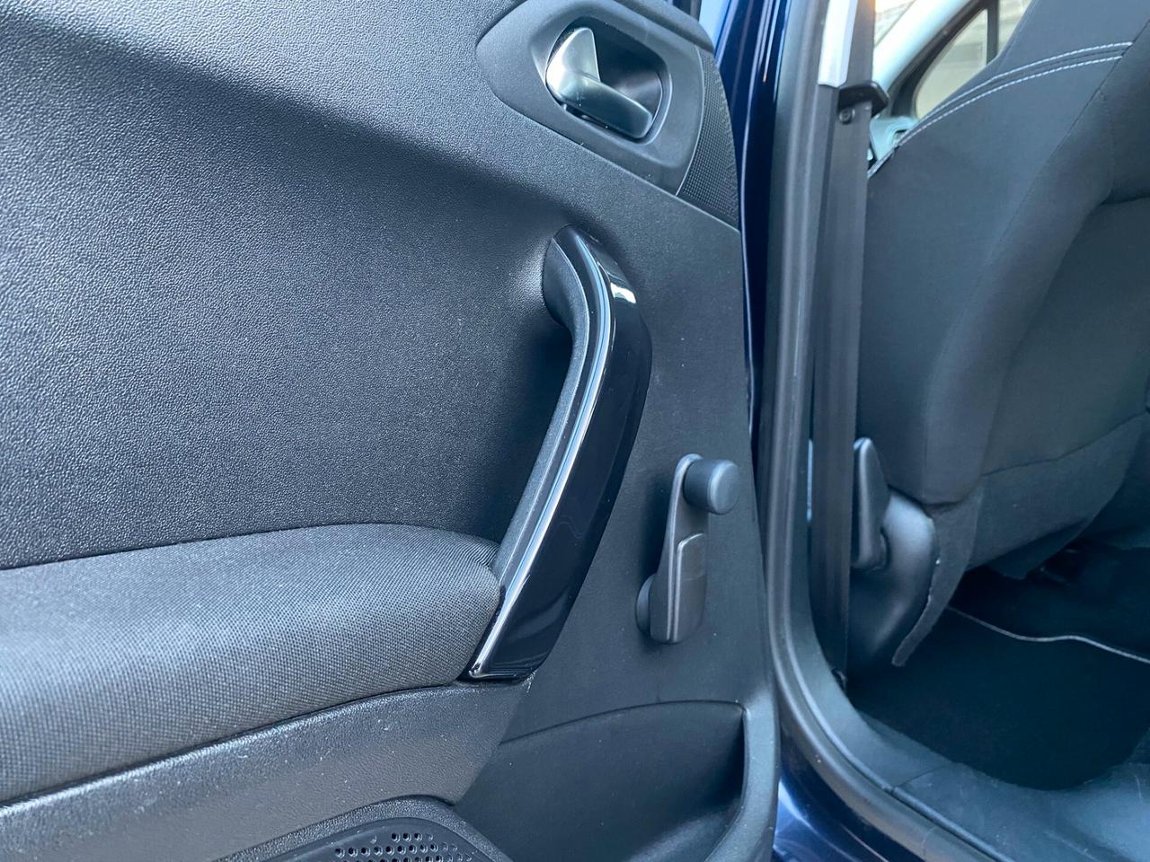 Peugeot 208 BlueHDi 75 5 porte Active