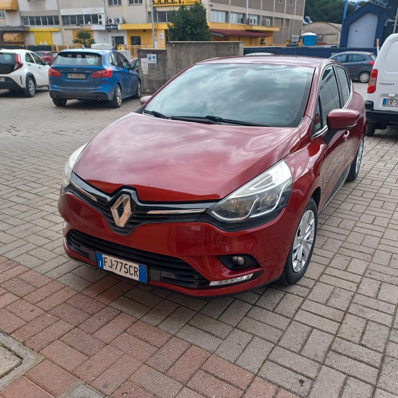 121.828 KM CLIO 1.5 DCI NEOPATENTATI UNIPROPRIETARIO