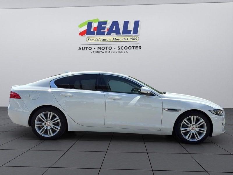 Jaguar XE JAGUAR XE 2.0 D 180cv 6m - PURE BUSINESS EDITION -