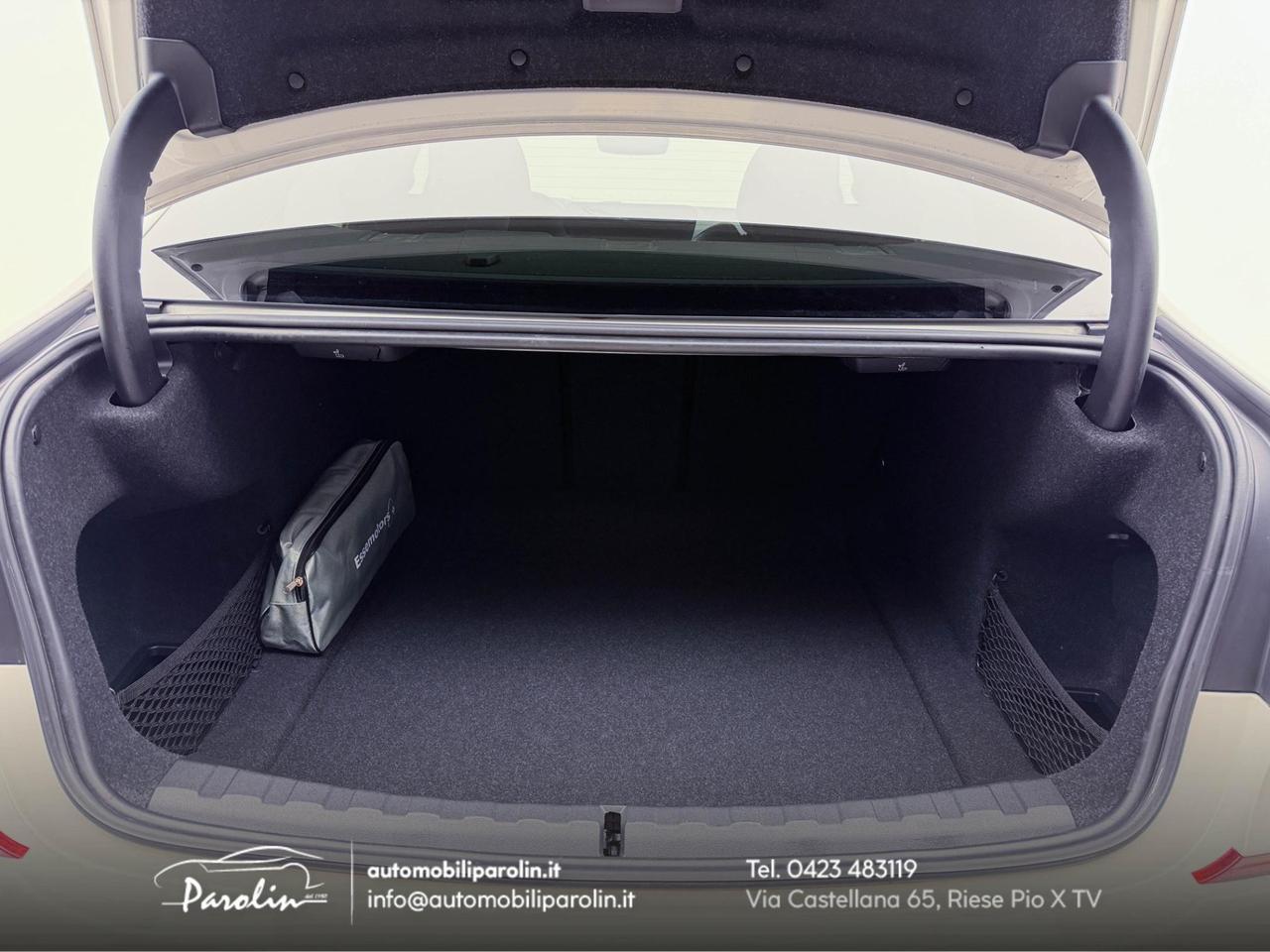 BMW 320 d mhev 48V xDrive Msport LED-CarPlay-Black pack