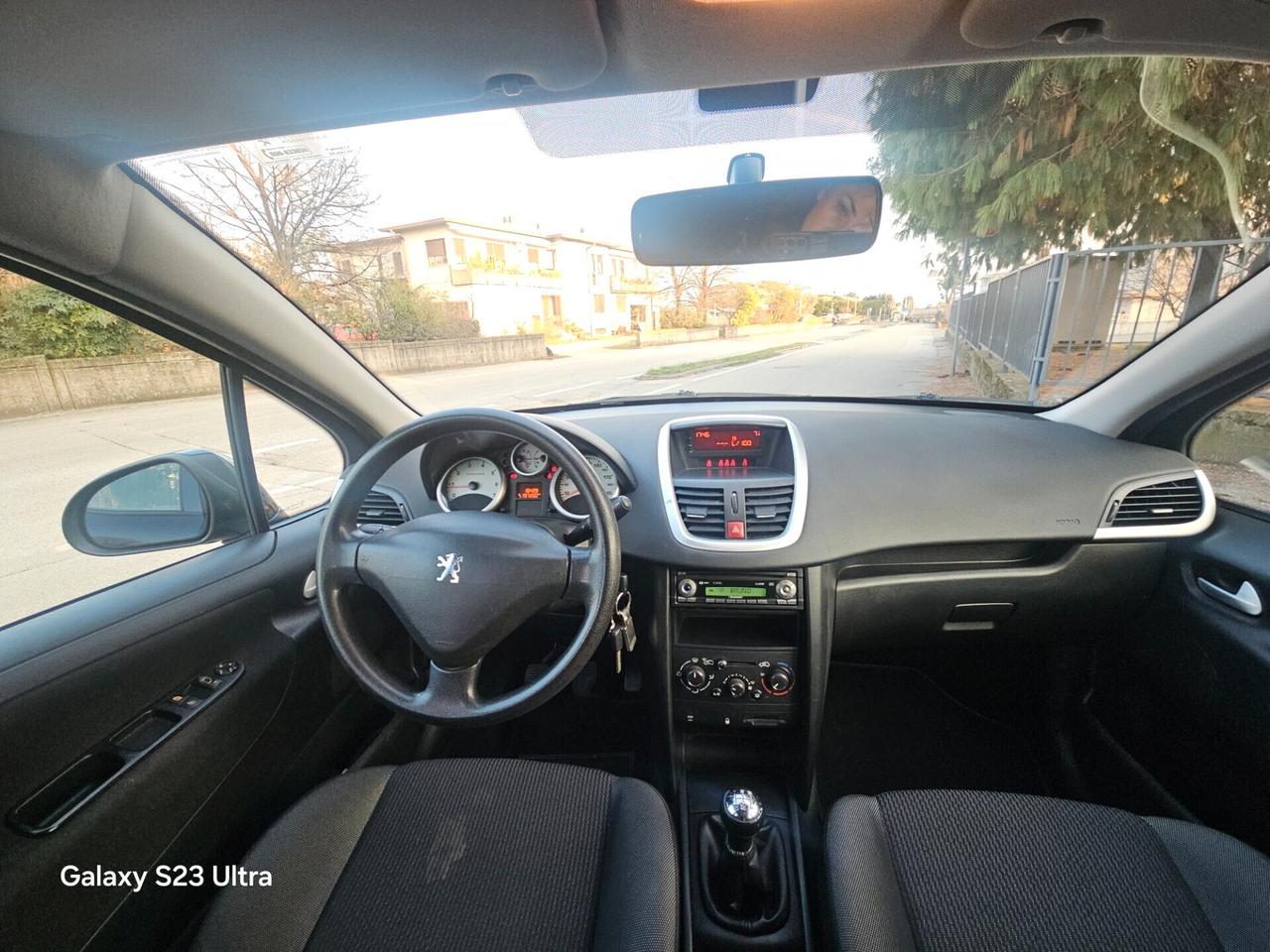 Peugeot 207 1.4 BENZ/GPL OK PER NEOPATENTATI ANO 07/2011