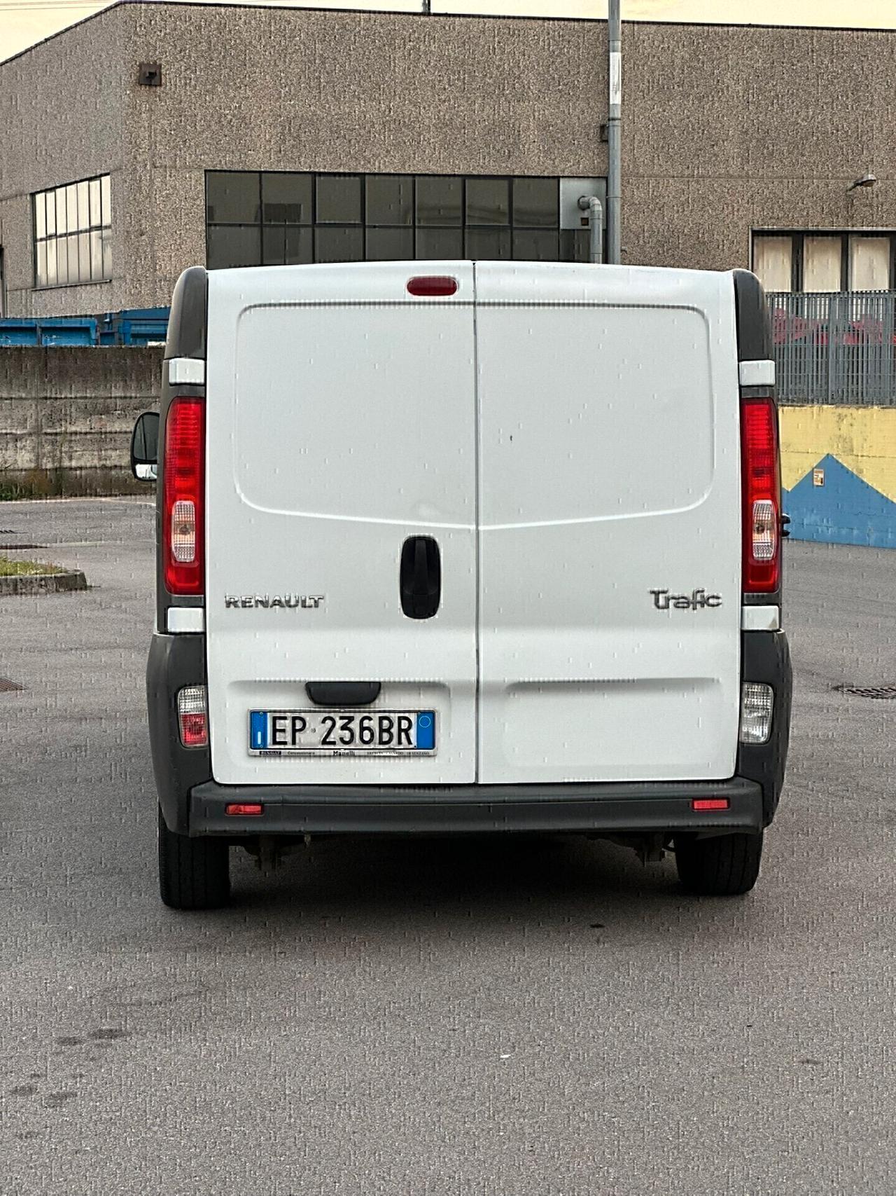 RENAULT TRAFIC ANNO 2012 EURO5B SUPER PREZZO!