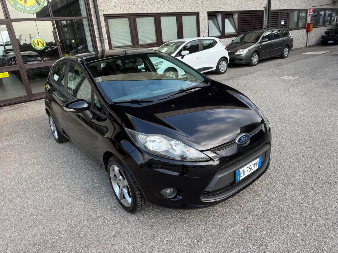 Ford Fiesta 1.4 5 porte Bz.- GPL Titanium