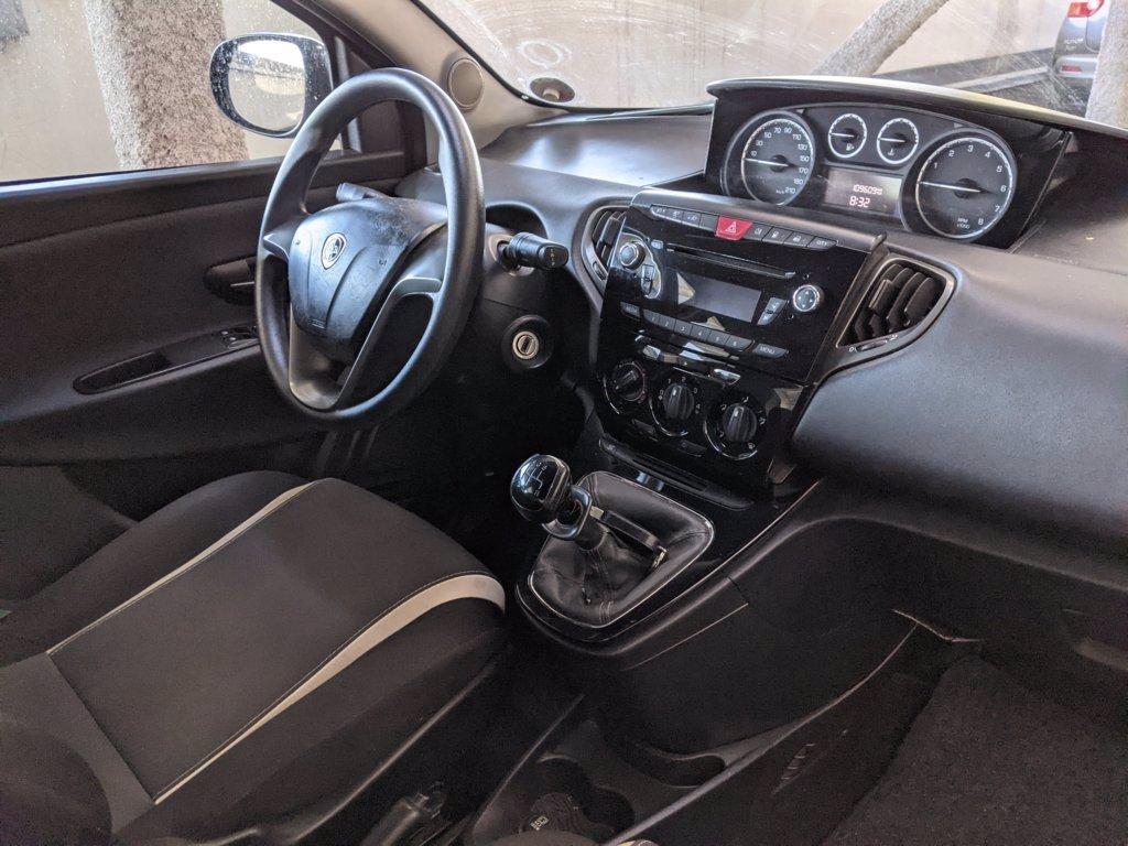 LANCIA Ypsilon 0.9 TwinAir 85 CV 5 porte Metano Ecochic Elefantino del 2014