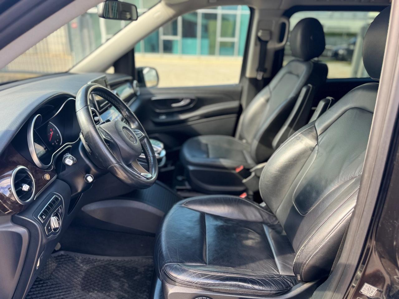 Mercedes-benz V 220 CDI Executive Extralong