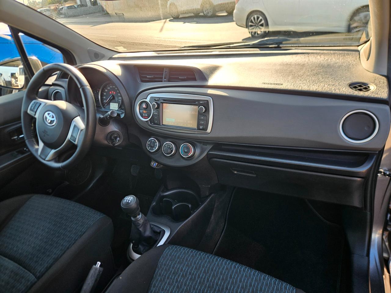 Toyota Yaris 1.4 D-4D 5 porte Style 90cv 6marce