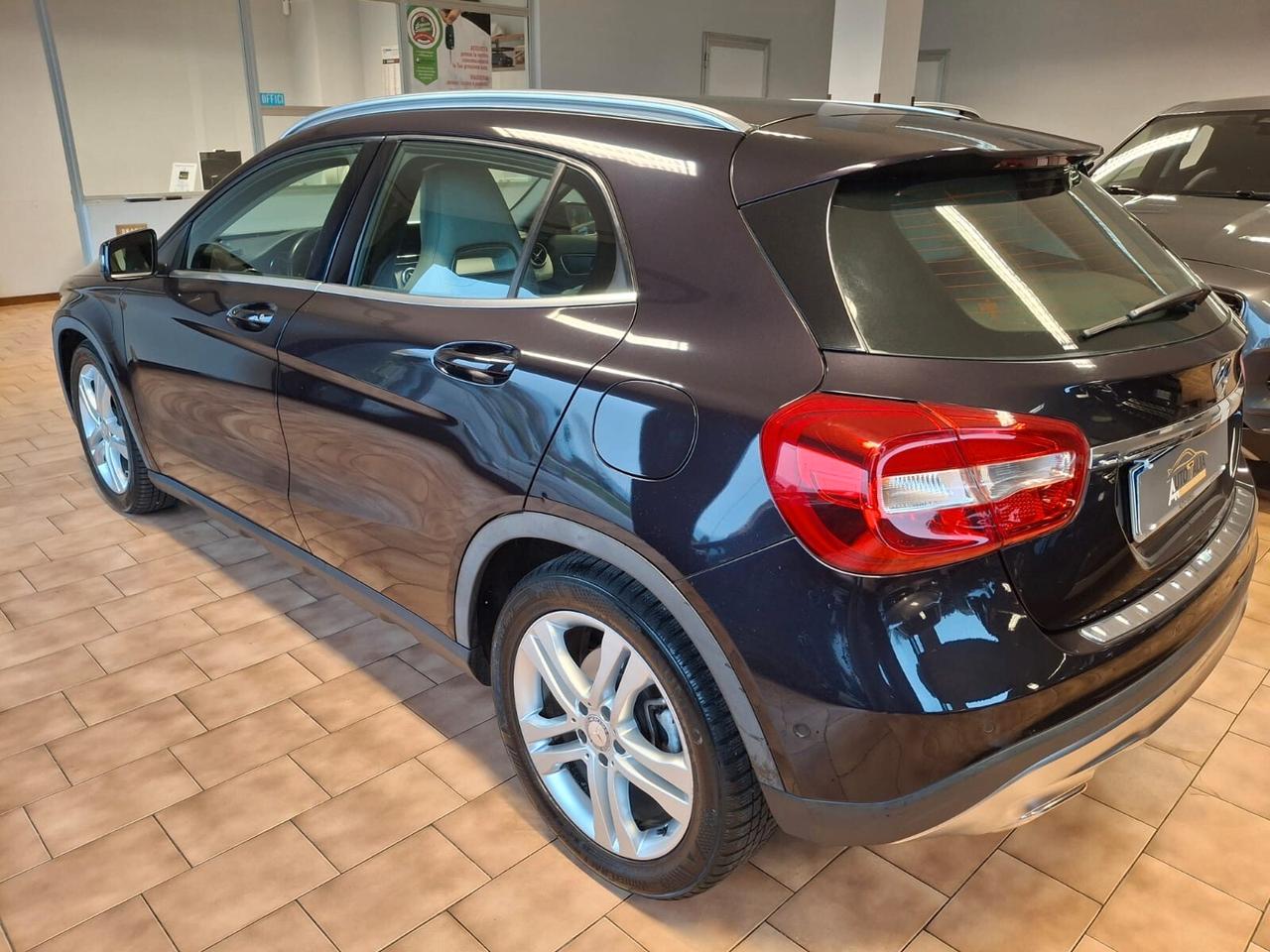 Mercedes-Benz GLA 200 d (cdi) Sport auto*NEOPATENTATI*EURO6