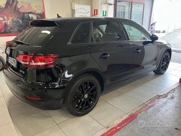 AUDI A3 SPB 30 TDI S tronic Business