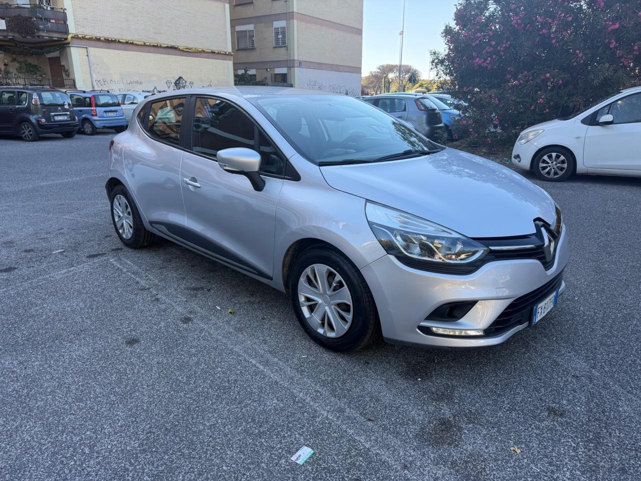 Renault Clio 1.5D 90CV 5P Busin. PASSAG. COMPRESO