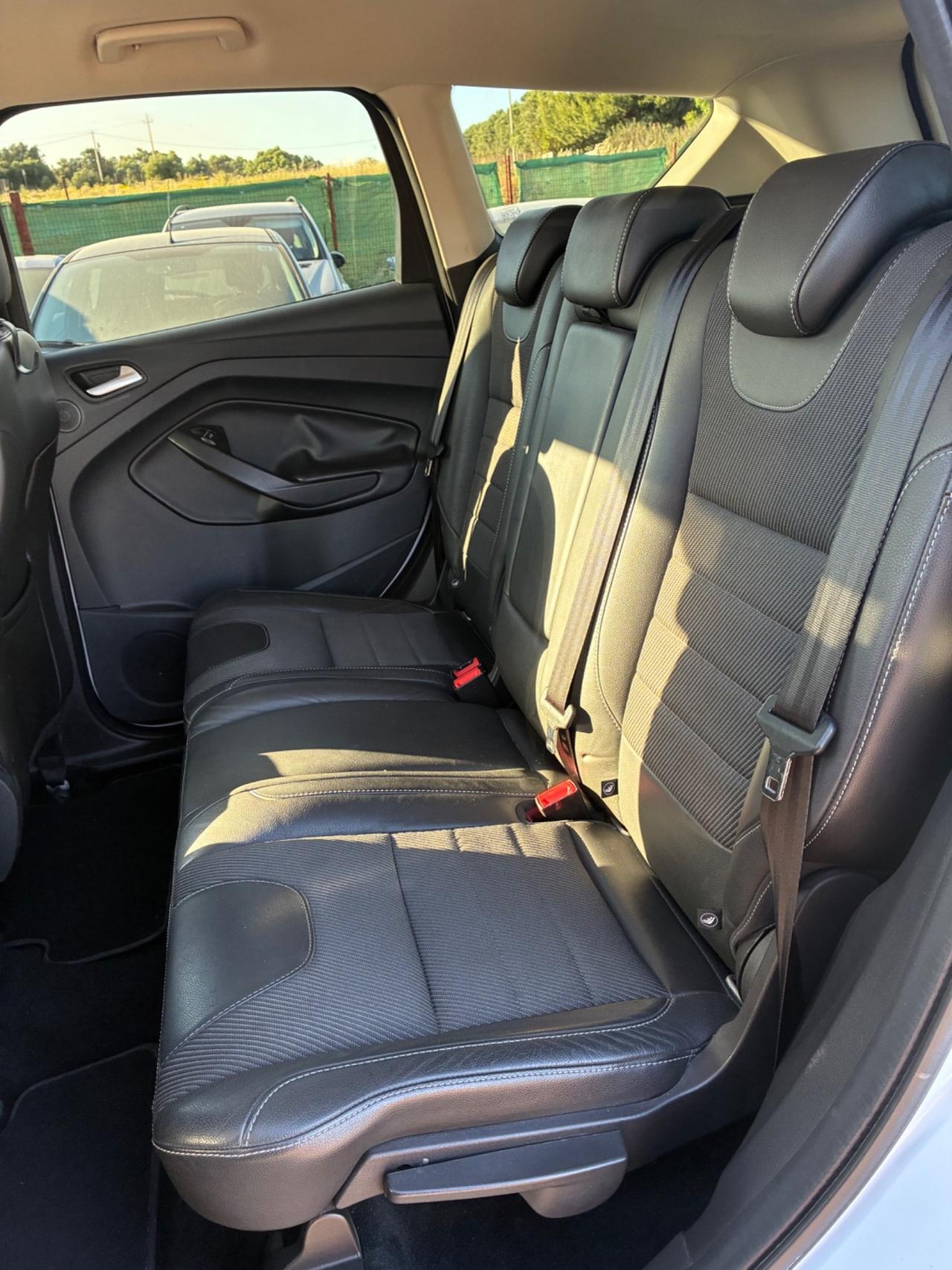 Ford Kuga 2.0 TDCI 120 CV S&S 2WD Titanium