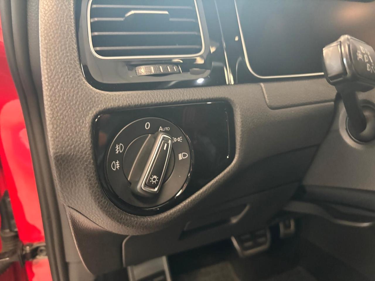 Volkswagen Golf 2.0 TDI DSG 5p. Highline BlueMotion Technology