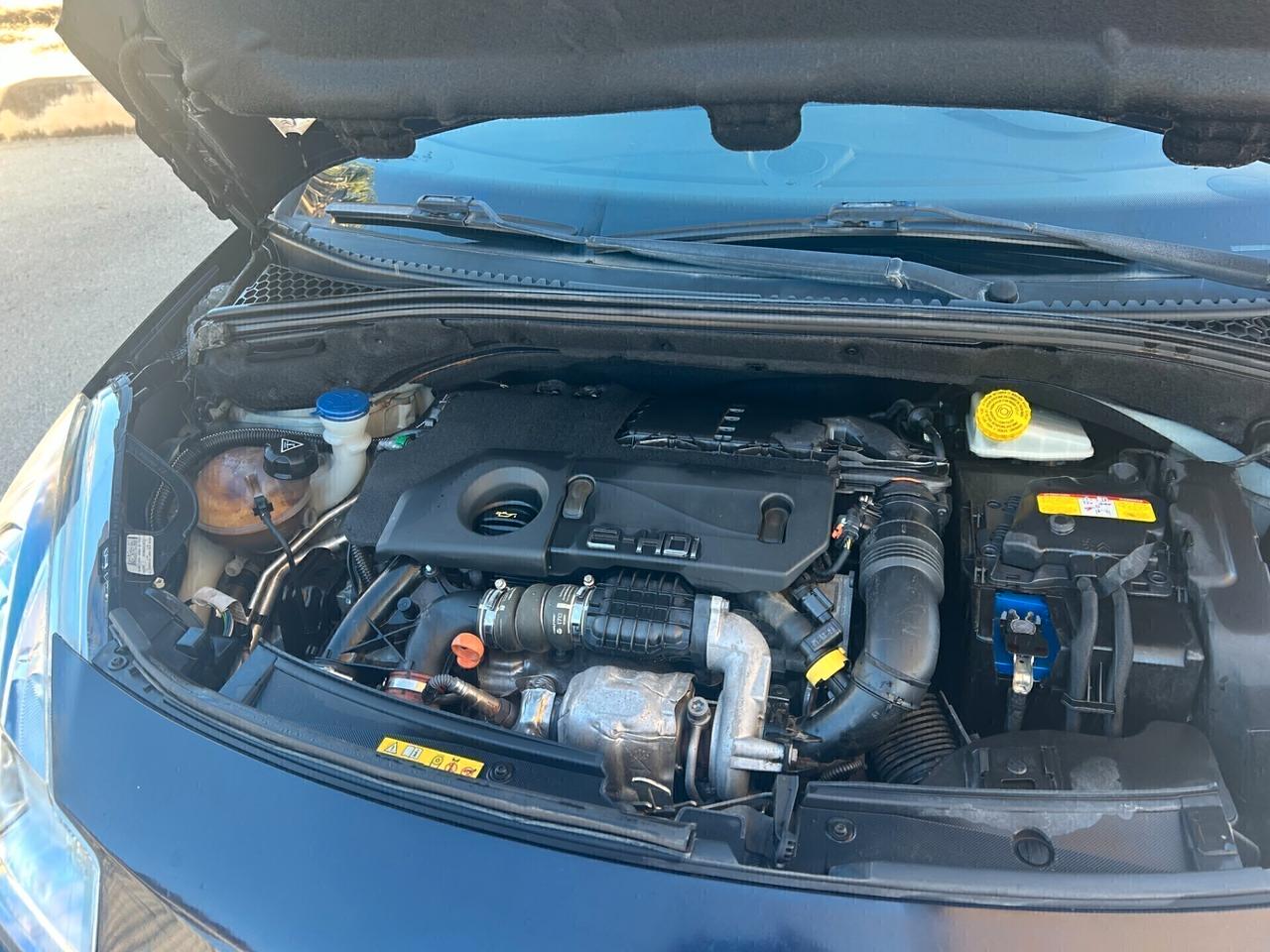 ds3 BlueHDi 100 S&S Sport Chic