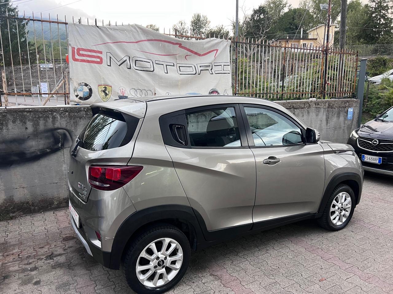 Mahindra KUV100 1.2 VVT M-Bifuel(GPL) K8