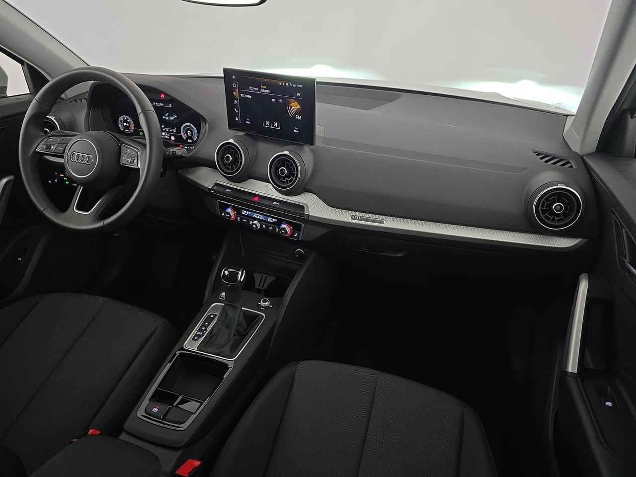 Audi Q2 35 2.0 tdi business advanced s-tronic