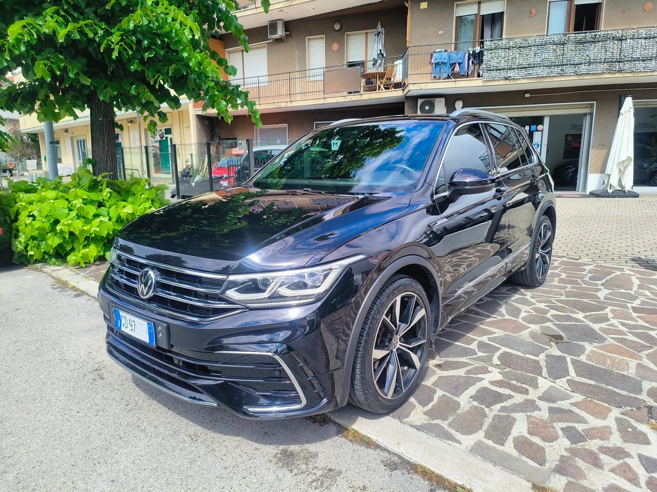 Volkswagen Tiguan 2.0 TDI 150 CV SCR DSG R-Line