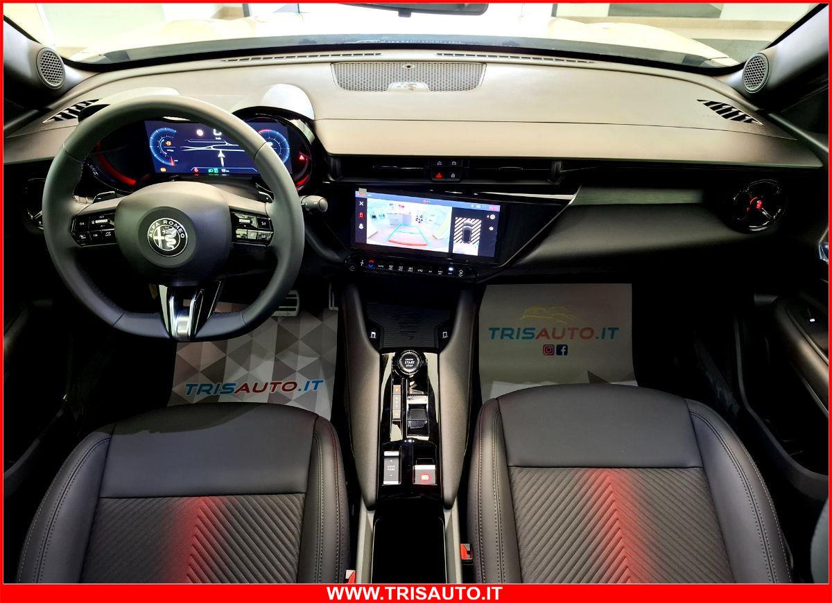ALFA ROMEO Junior 1.2T Hybrid eDCT6 145cv Speciale NEOPATENTATI IVATA