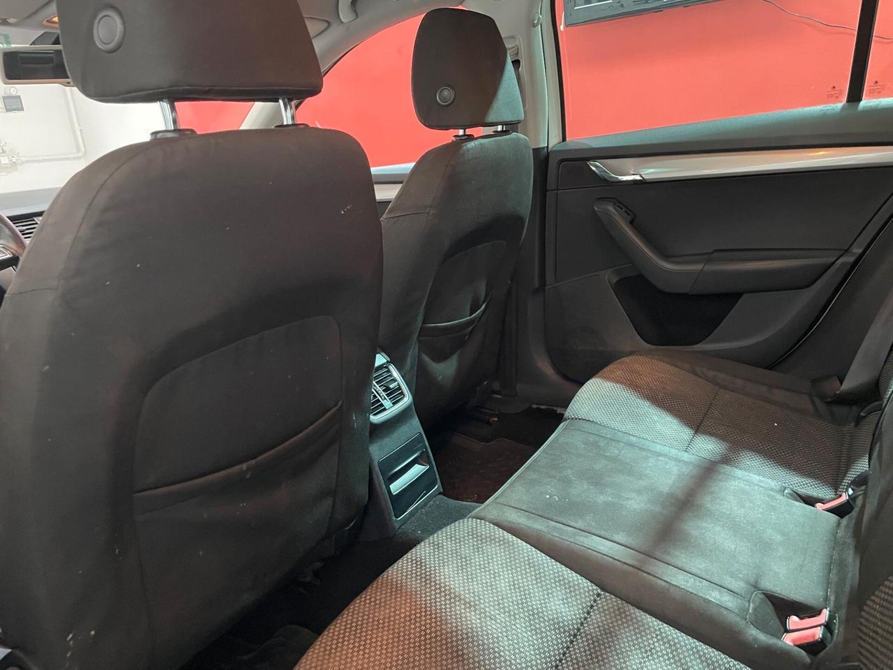 Skoda Octavia 1.6 TDI CR 105 CV Wagon Elegance