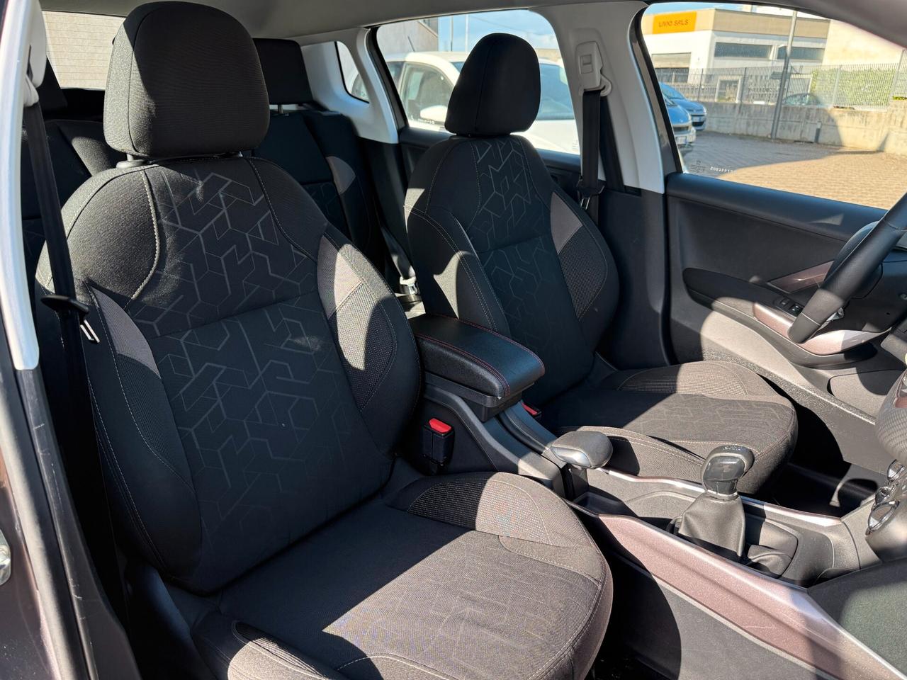 Peugeot 2008 1.6 e-HDi 92 CV Stop&Start Active CarPlay Retrocam