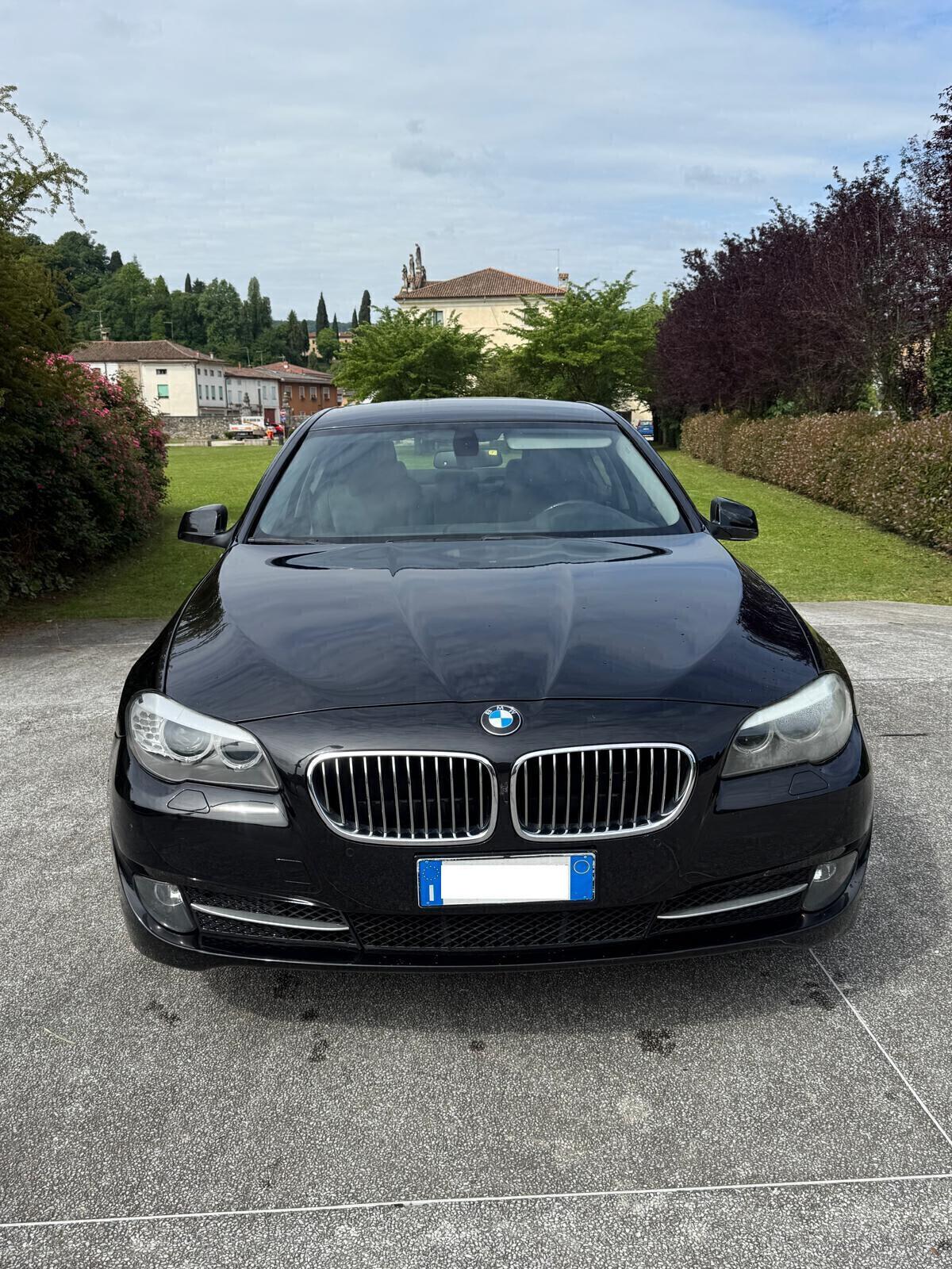 BMW Serie 5 530xd XDrive F10 258CV Automatica Pelle Xenon MOTORE DA RIVEDERE