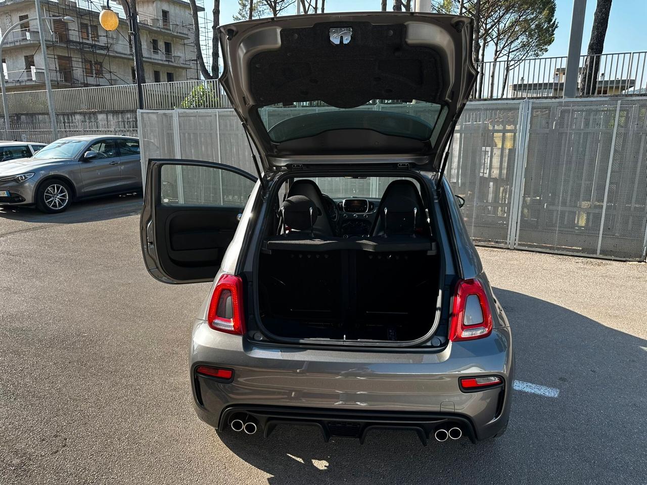 Abarth 595 1.4 Turbo T-Jet 180 CV Competizione