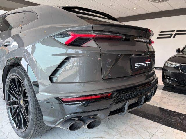 LAMBORGHINI Urus 4.0 650CV