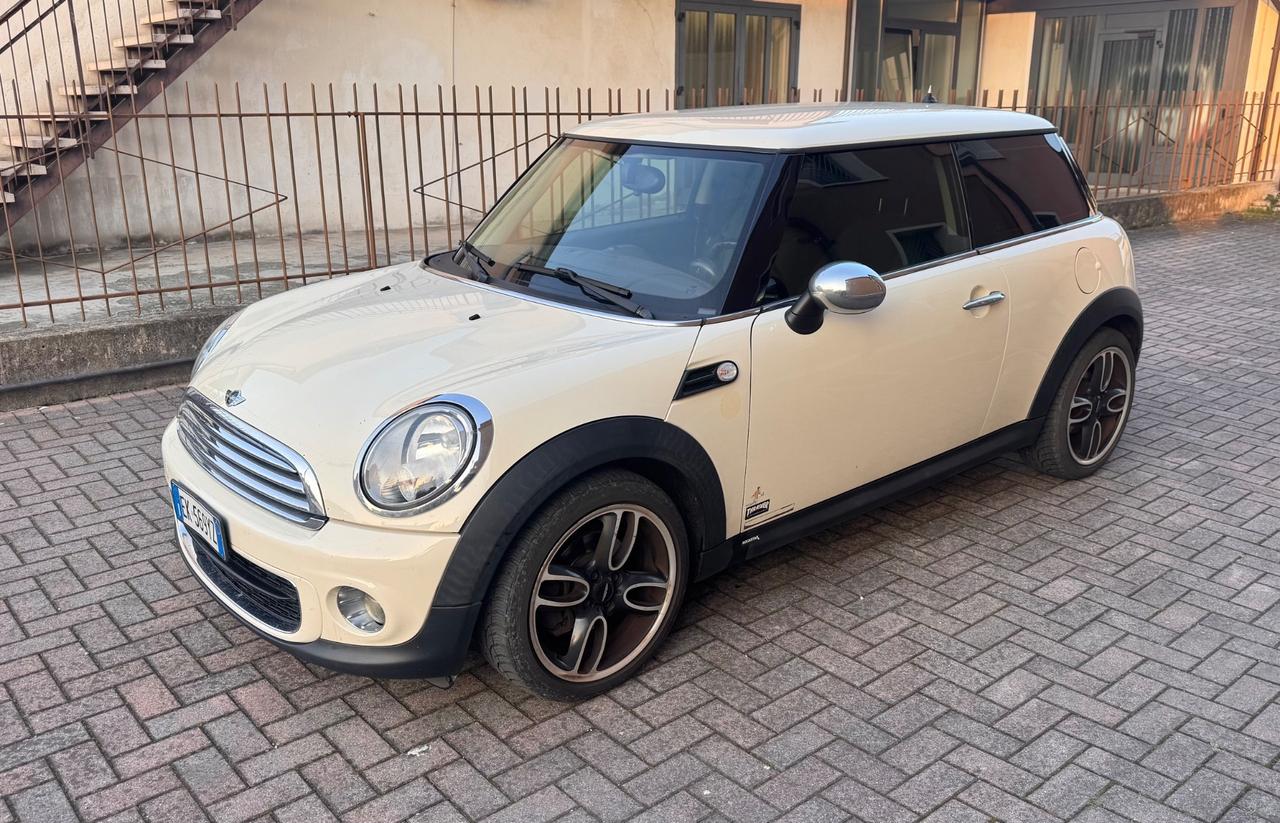 Mini 1.6 16V Cooper D Ok Neopatentati