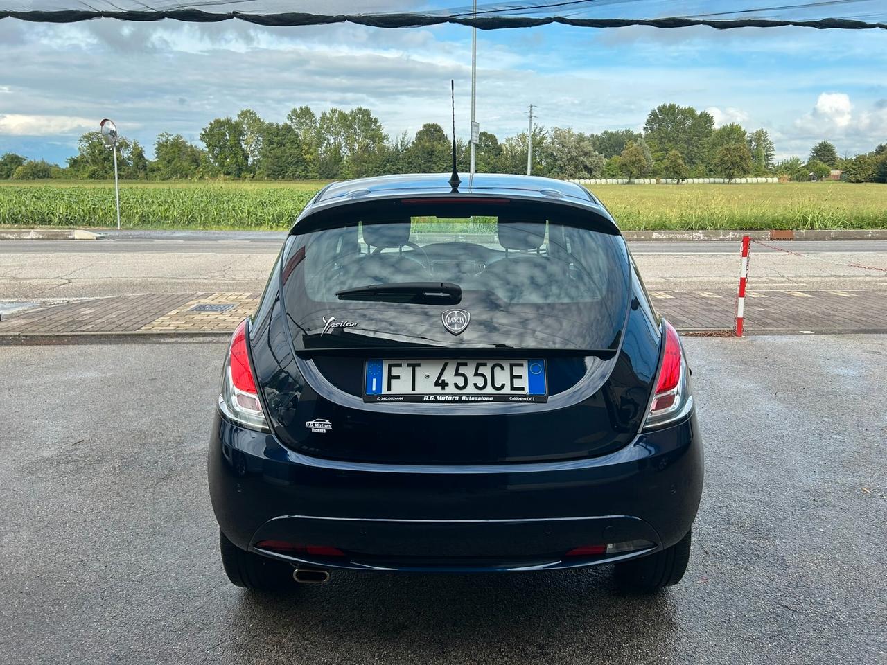 Lancia Ypsilon 1.2 69CV Platinum - 29.000KM