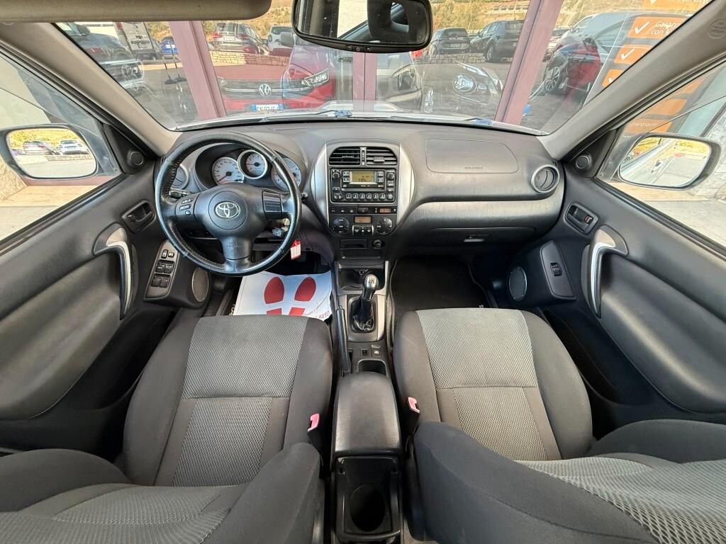 Toyota Rav4 4x4 2.0 D-4d 16v 5p Sol