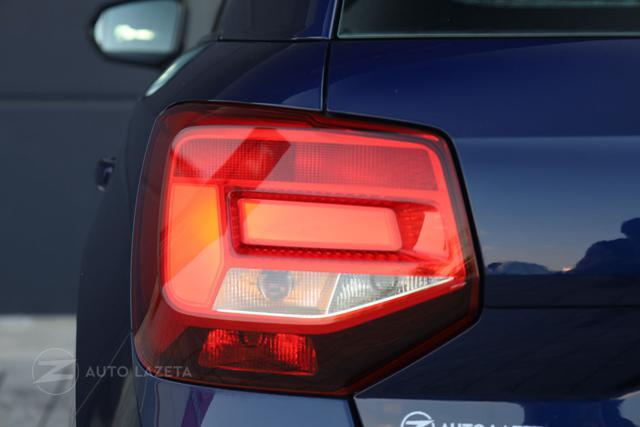 AUDI Q2 30 TFSI Business Advanced