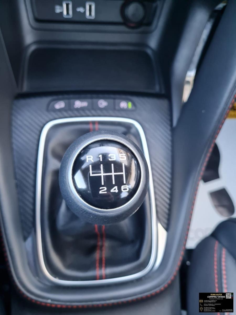 MG ZS Luxury Benzina-74.000 Km-Anno 2022