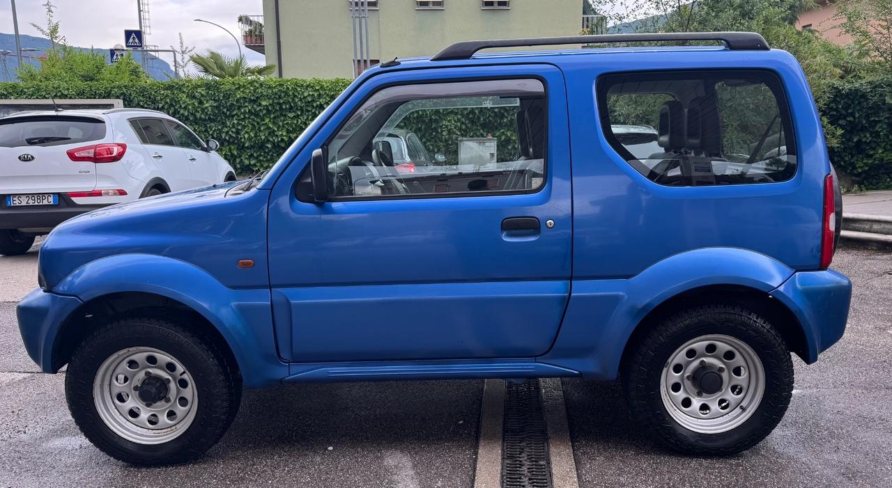Suzuki Jimny 1.3i 16V cat 4WD JLX