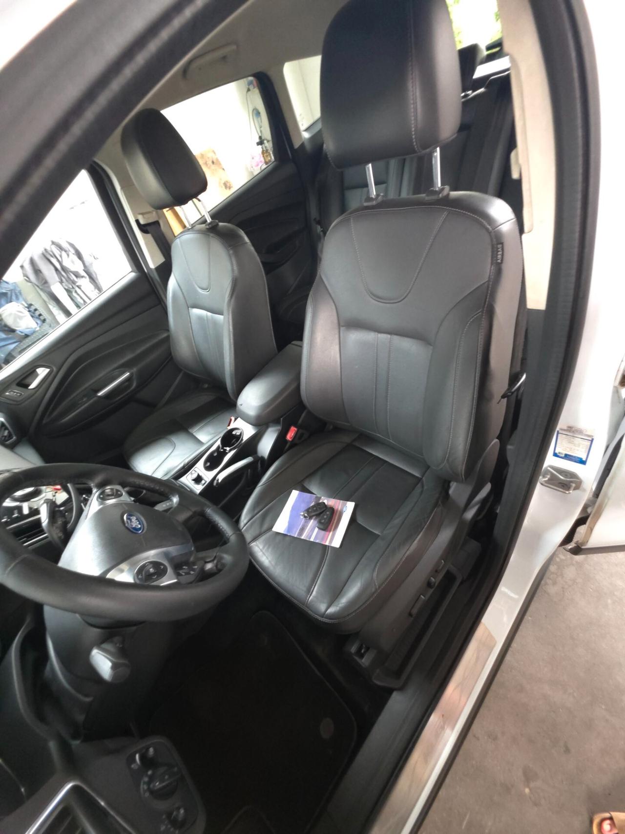 Ford Kuga 2.0 TDCI 163 CV 4WD Powershift Titanium X