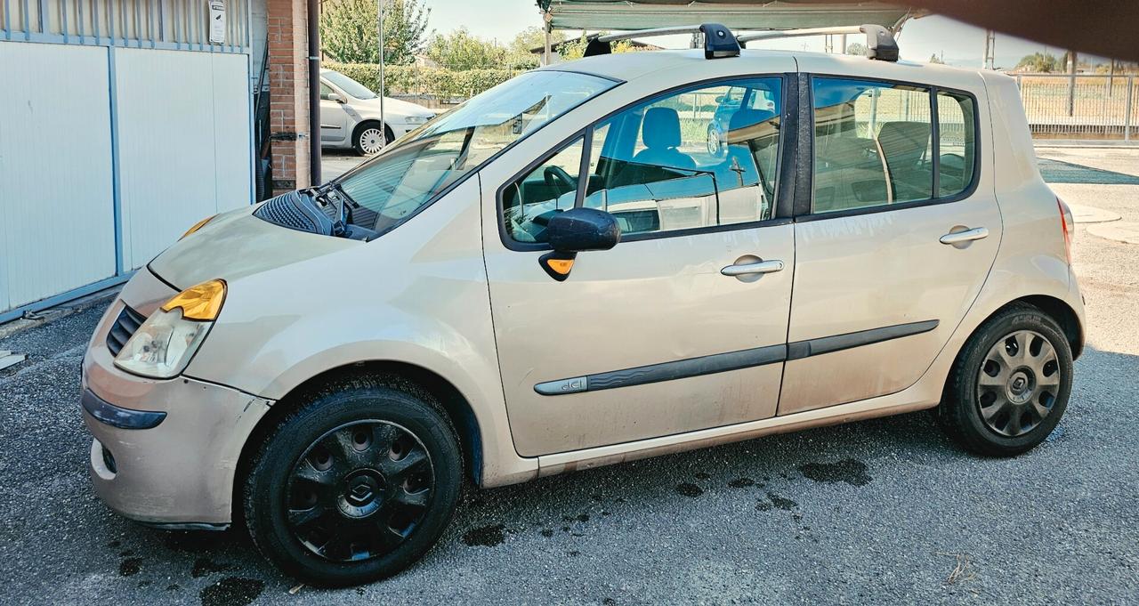 Renault Modus 1.5 dCi 75CV Wave